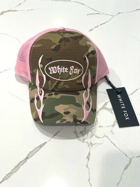 NWT WHITE FOX Brook Trucker Cap